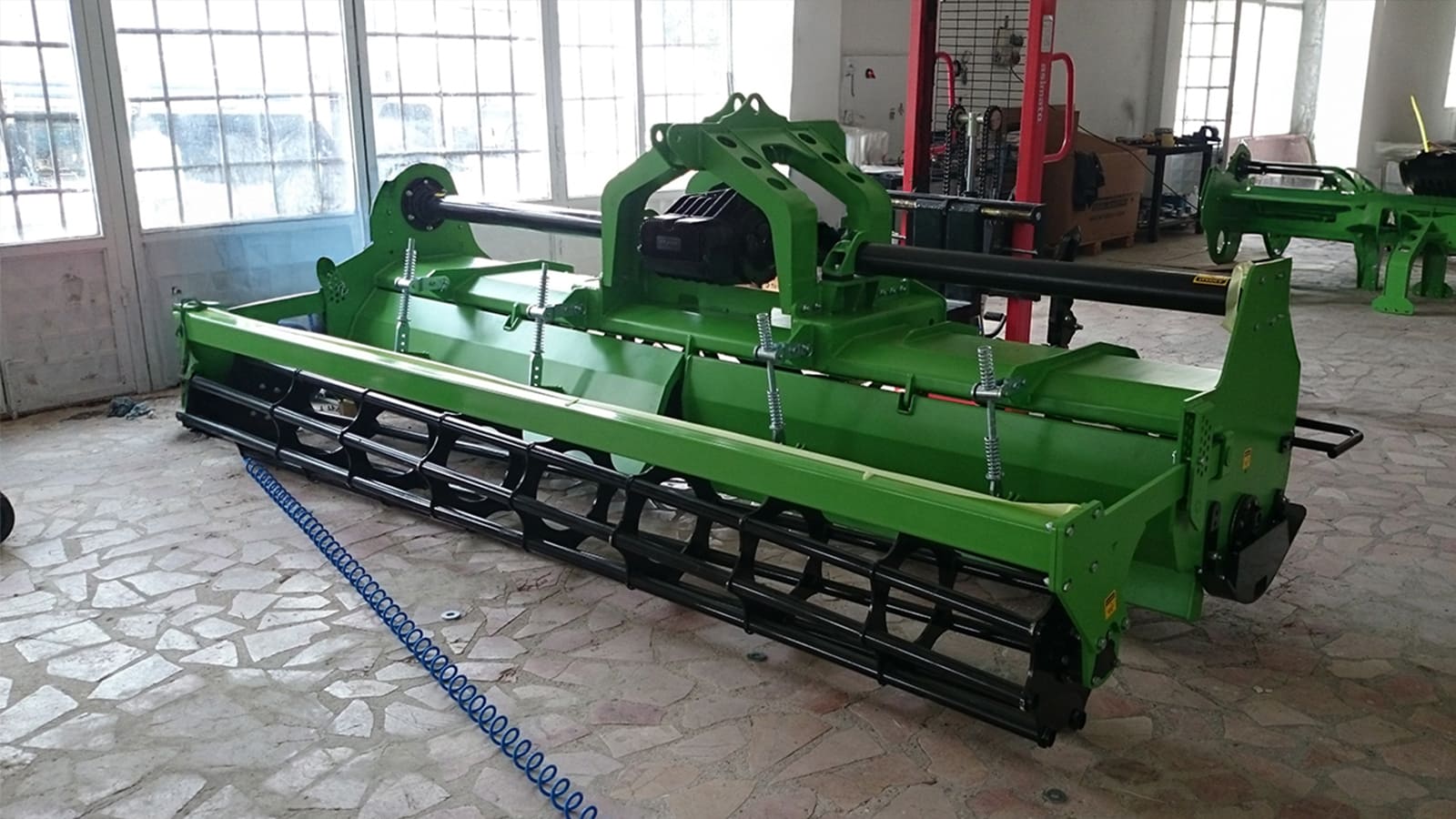 TARIM MAKİNALARI VE EKİPMANLARI